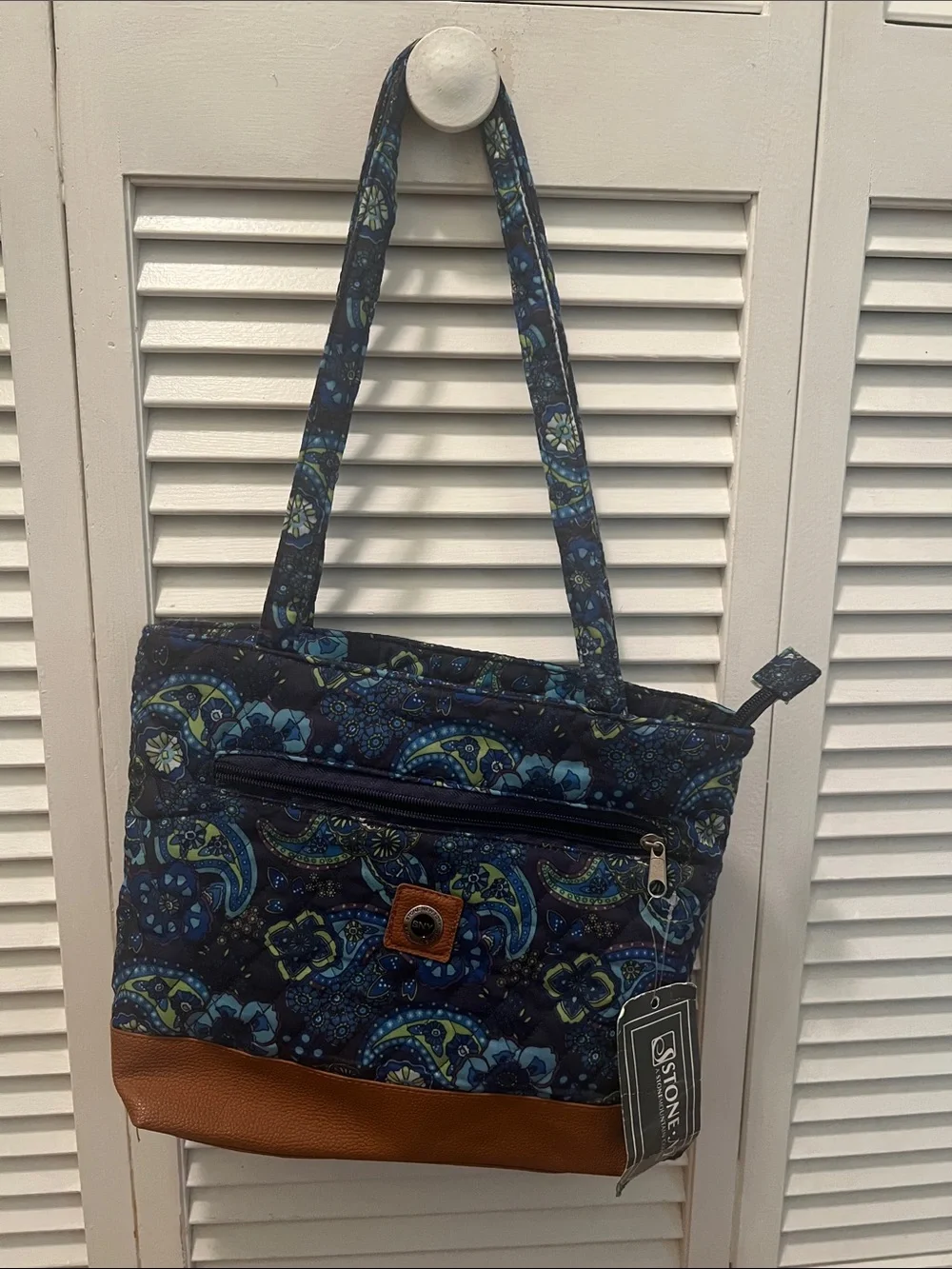 #2362*”13x20” Stone & Co. Navy Patterned Quilted Shoulder Bag with Brown Trim - Picture 1 of 17